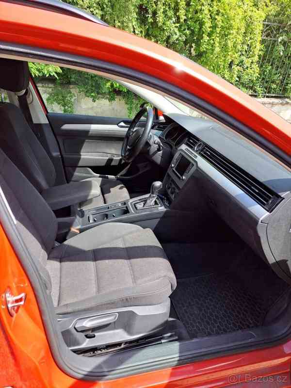 Volkswagen Passat 2,0 TDI 110KW, kombi - foto 10