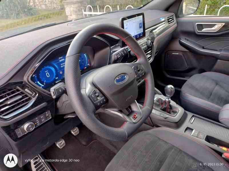 Ford Kuga ST-Line X 1.5 EcoBoost 110 kW  - foto 6
