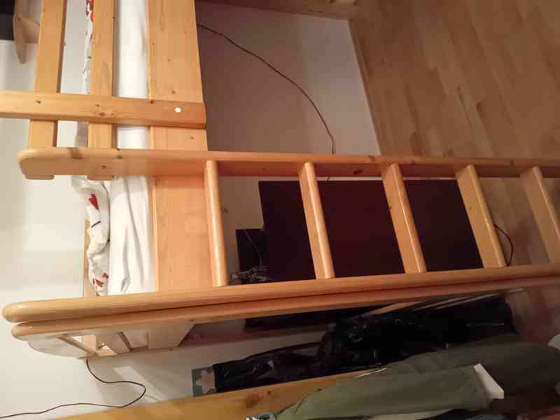 Zvýšená postel z masivu - foto 2