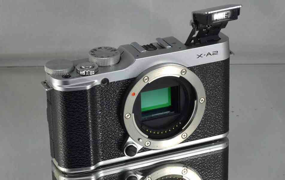 Fujifilm X-A2 + Objektiv XC 16-50mm 12800 Exp. - foto 4