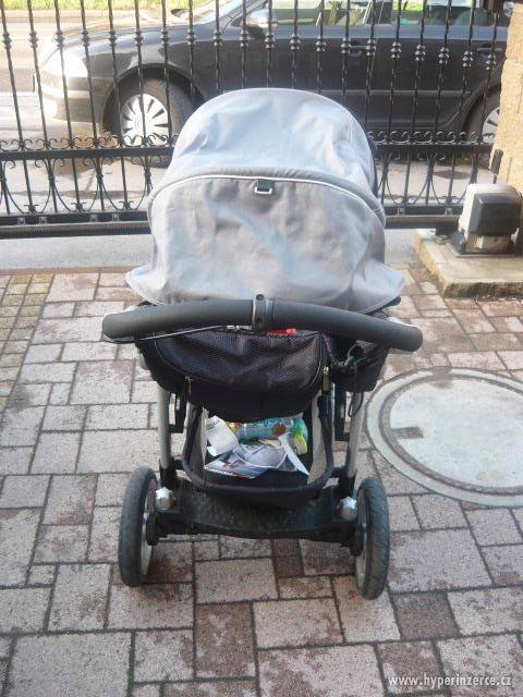 Prodám kočárek Peg perego gt3 completo - foto 2