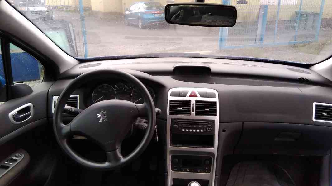 PEUGEOT 307 1,6HDI Hatchback - foto 12