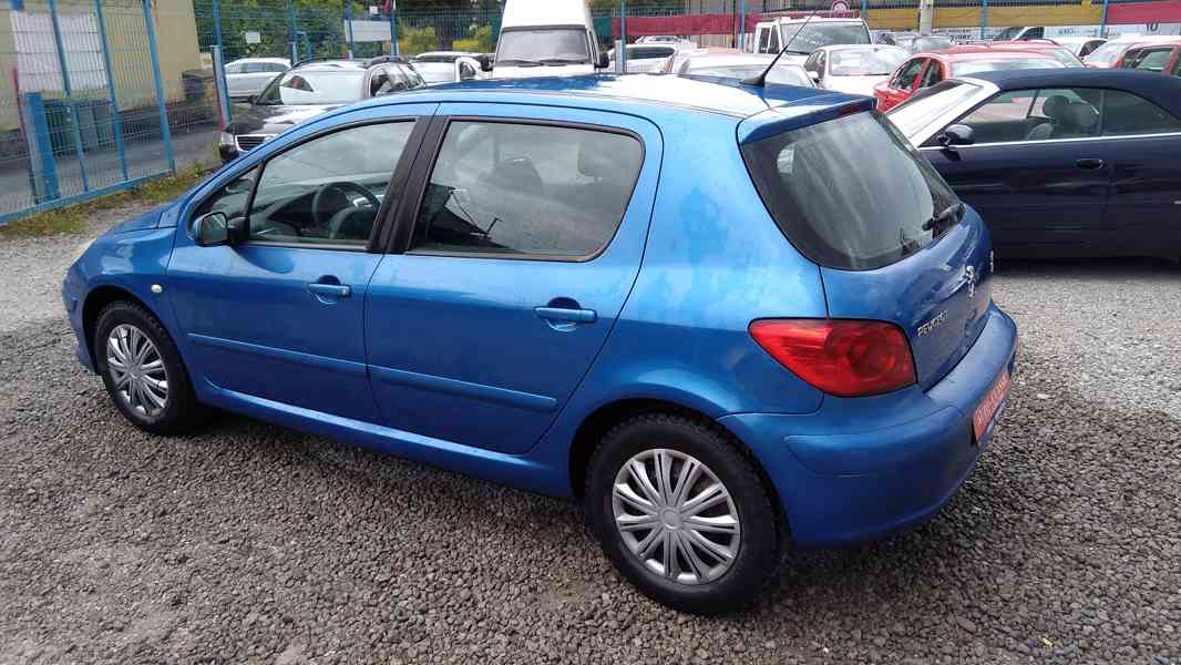 PEUGEOT 307 1,6HDI Hatchback - foto 5