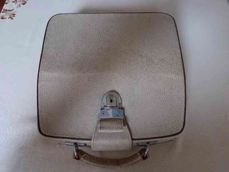 Psací stroj Consul - foto 2