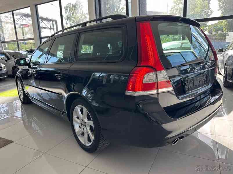 Volvo V70 2,0   Ojeté, 2/2015, 289 200 km - foto 10