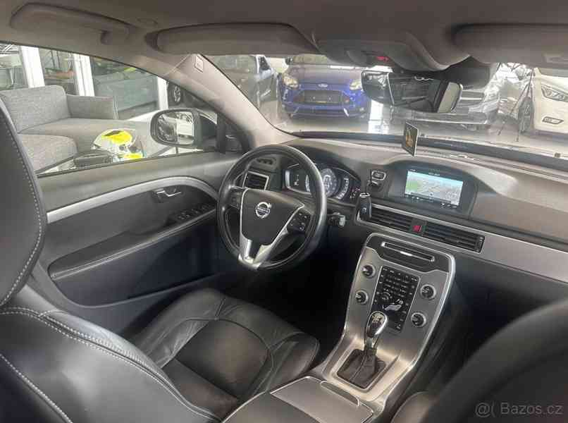 Volvo V70 2,0   Ojeté, 2/2015, 289 200 km - foto 3