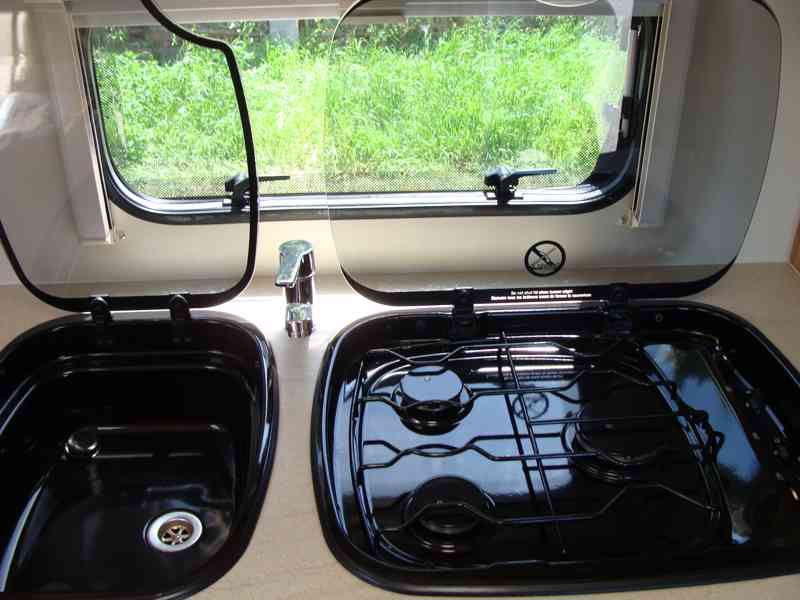 Karavan Elddis Xplore 402 rok 2015 - foto 21