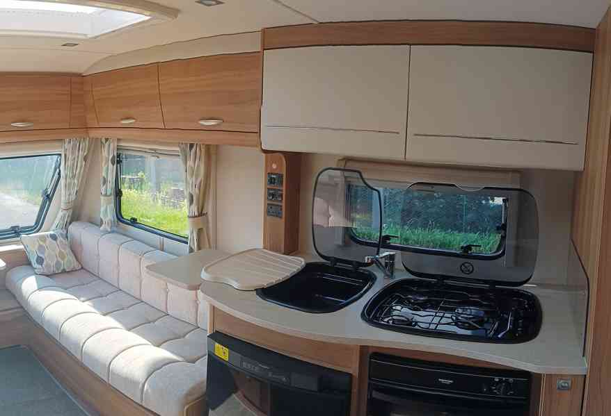 Karavan Elddis Xplore 402 rok 2015 - foto 14