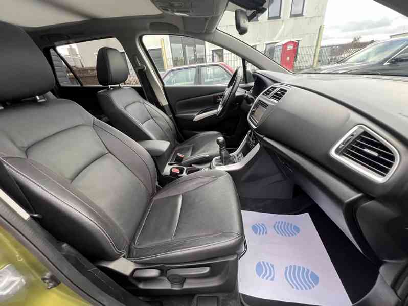 Suzuki SX4 S-Cross 1,6i  Comfort 4x4 benzín 88kw - foto 17