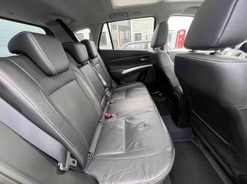 Suzuki SX4 S-Cross 1,6i  Comfort 4x4 benzín 88kw - foto 16