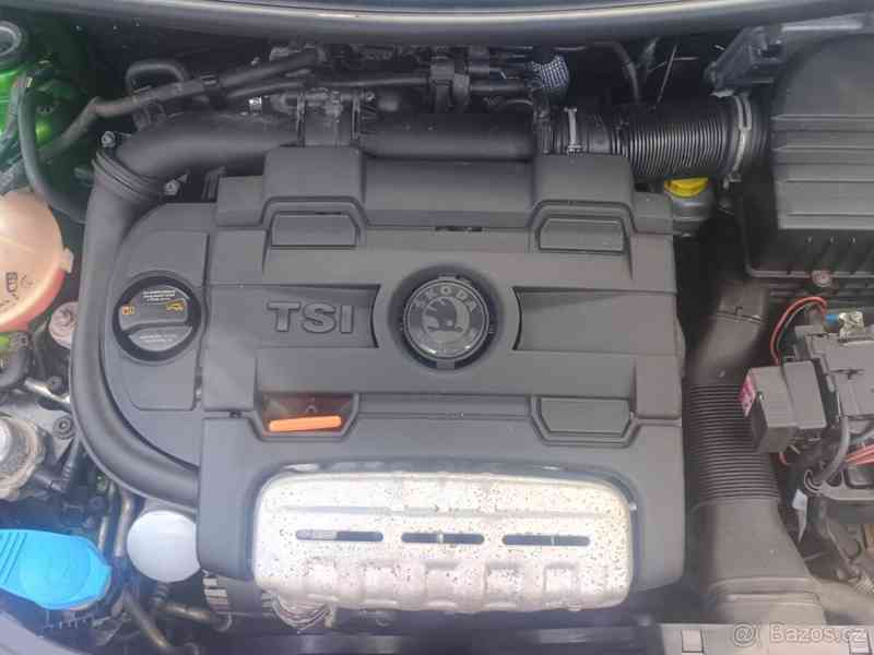 Škoda Fabia 1,4   II RS TSI 132 kW DSG – 2012 - foto 8