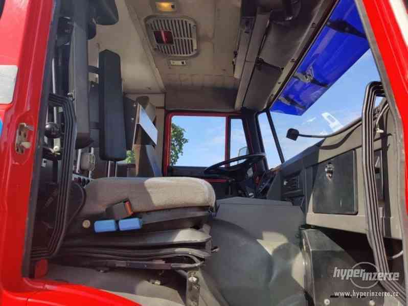 Prodáme hasičské  DAF  Turbo 4×4,  5000L vody - foto 23