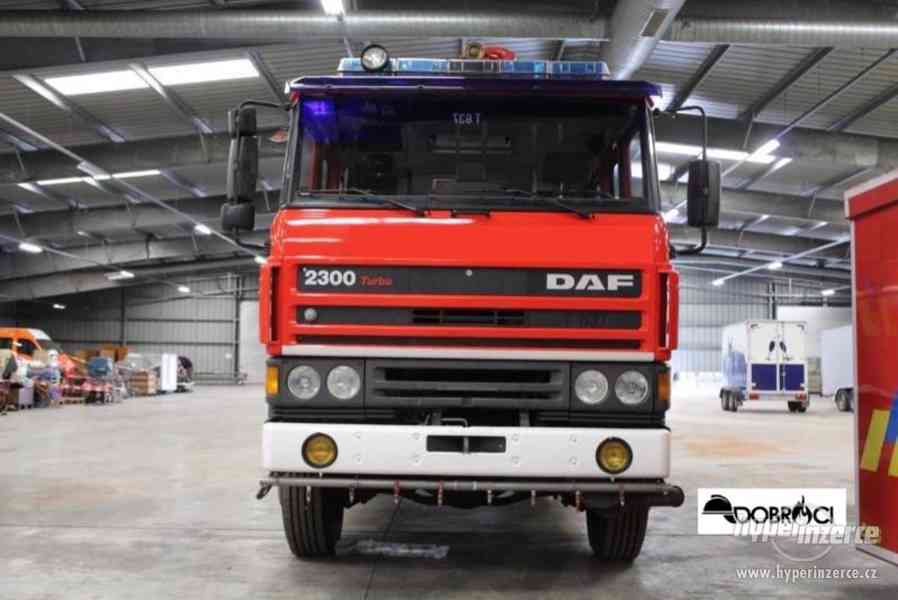 Prodáme hasičské  DAF  Turbo 4×4,  5000L vody - foto 26
