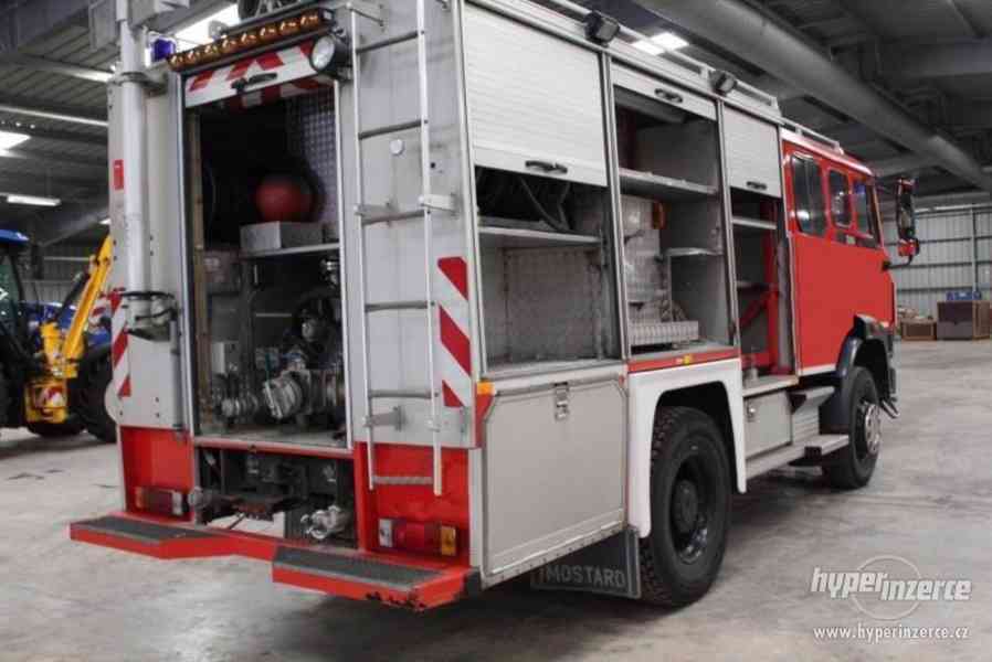 Prodáme hasičské  DAF  Turbo 4×4,  5000L vody - foto 27