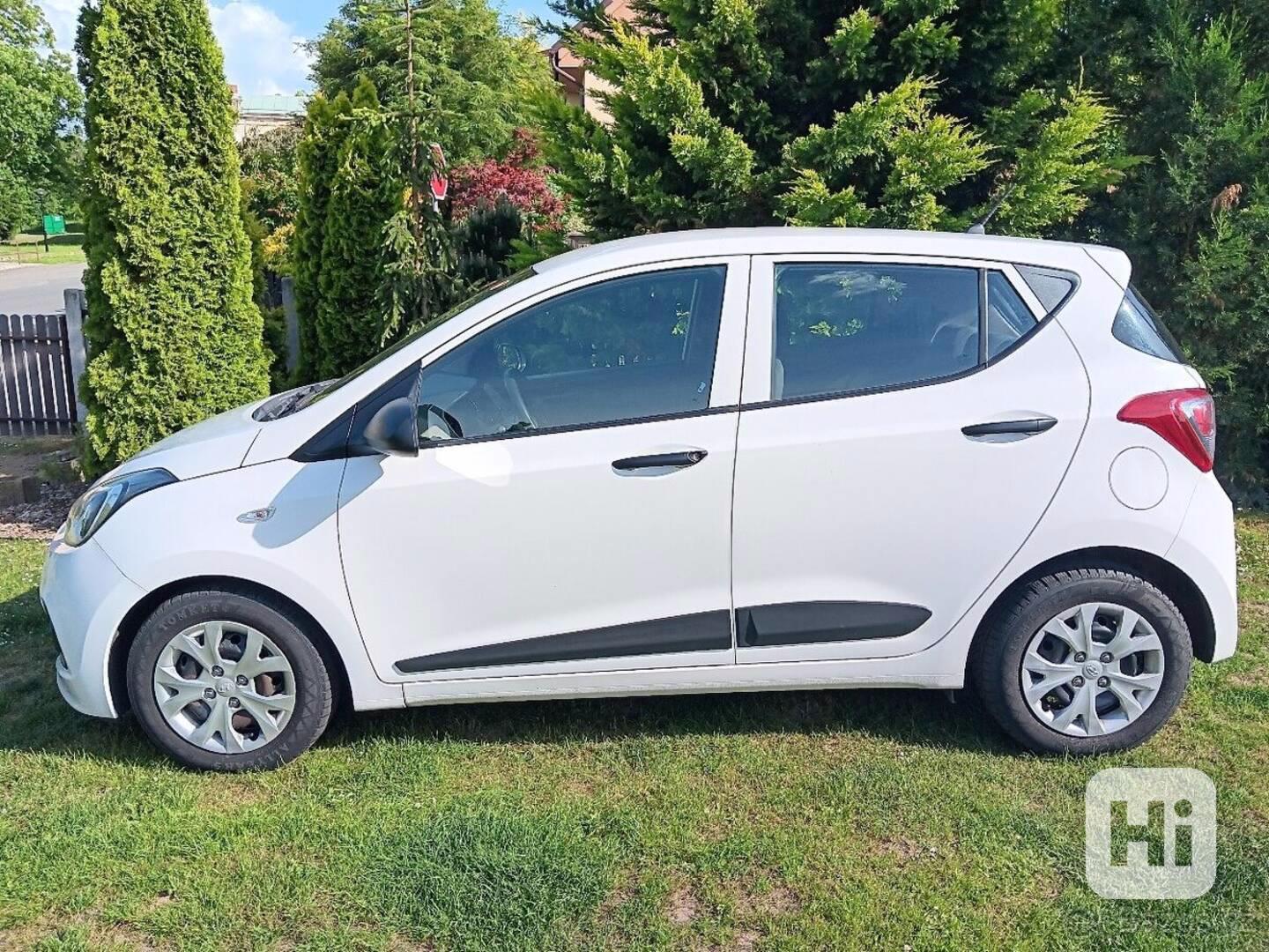 Hyundai i10 1,0 - foto 1