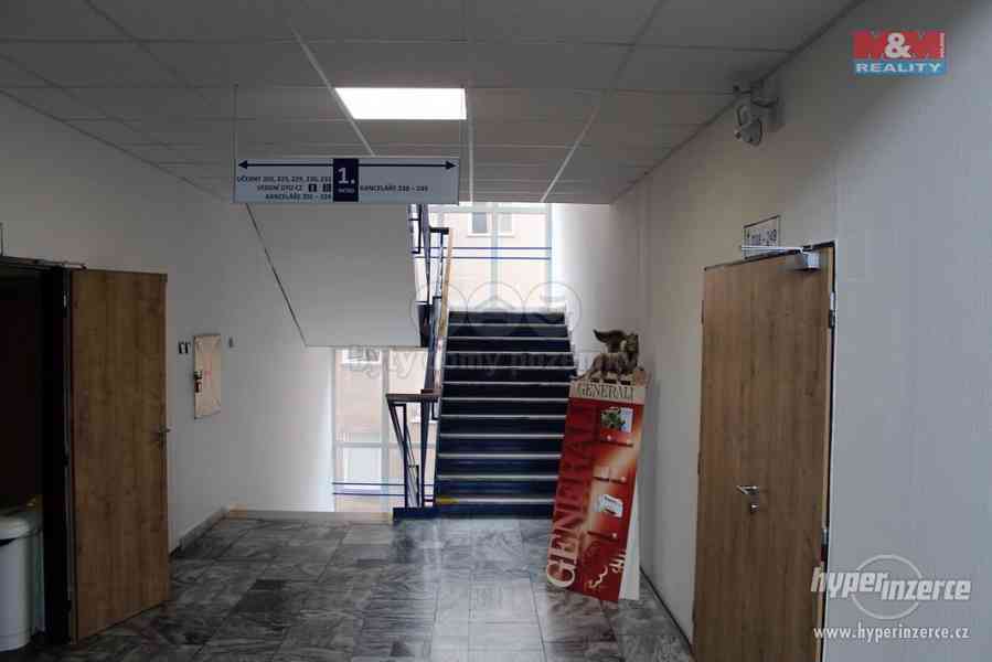 Pronájem kanceláře, Ostrava, ul. Mariánské náměstí - foto 8