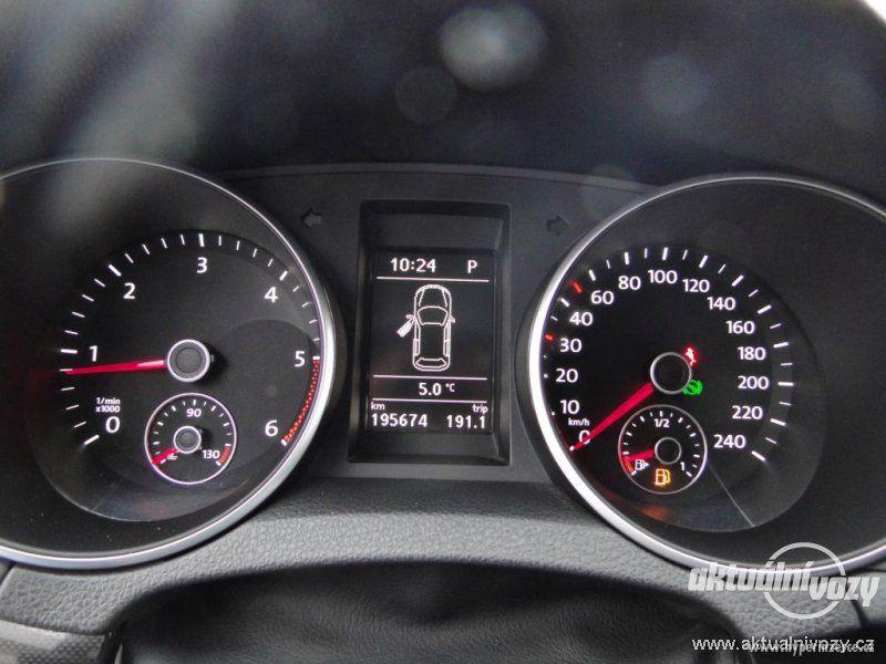 Volkswagen Golf 1.6, nafta, automat, RV 2010, navigace - foto 17