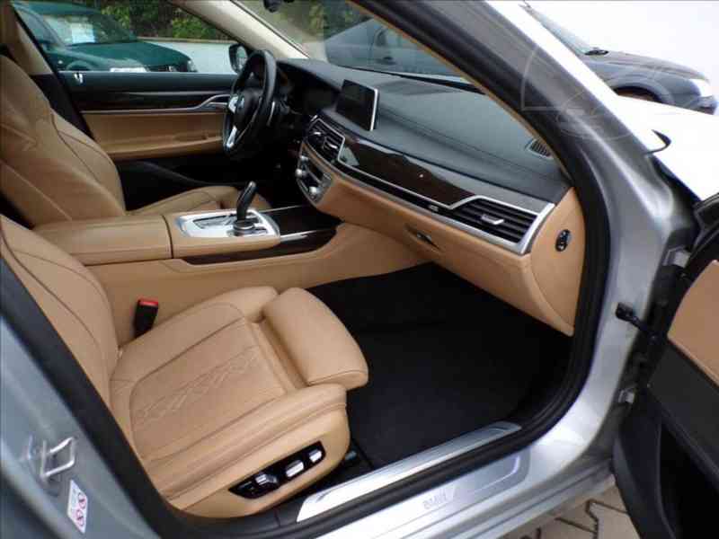 BMW 3,0 730Ld xDrive - DPH,1.MAJITEL - foto 17
