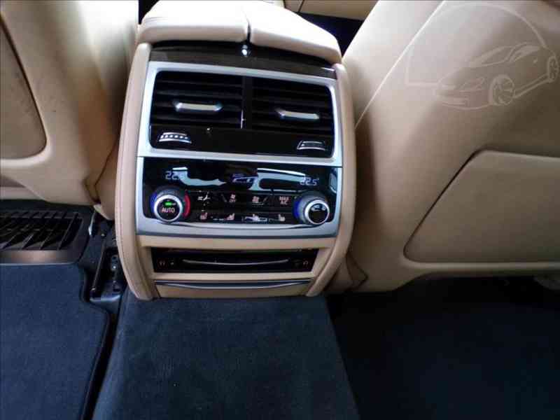 BMW 3,0 730Ld xDrive - DPH,1.MAJITEL - foto 13