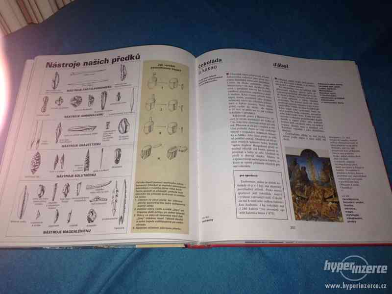 prodám celou serii Encyklopedie Larousse 4 knihy - foto 3