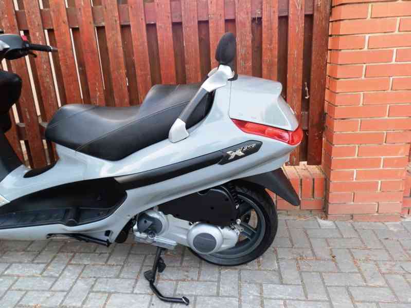 Piaggio X-Evo 125 2012 - foto 19