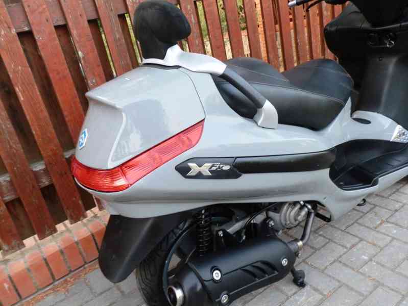 Piaggio X-Evo 125 2012 - foto 5