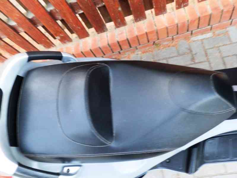 Piaggio X-Evo 125 2012 - foto 11