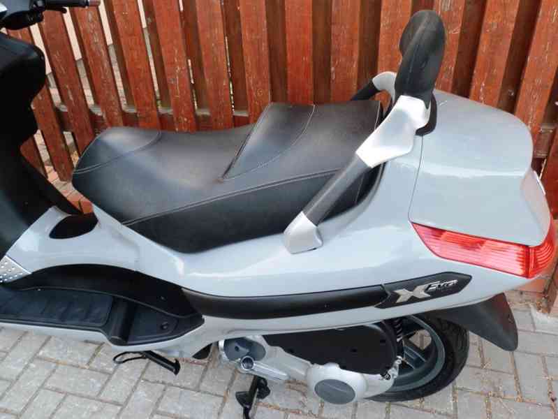 Piaggio X-Evo 125 2012 - foto 23