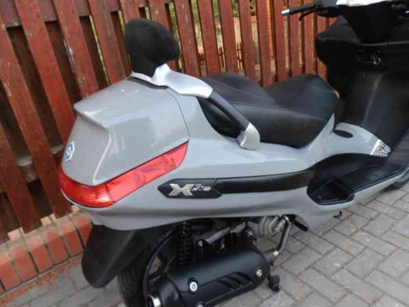 Piaggio X-Evo 125 2012 - foto 12