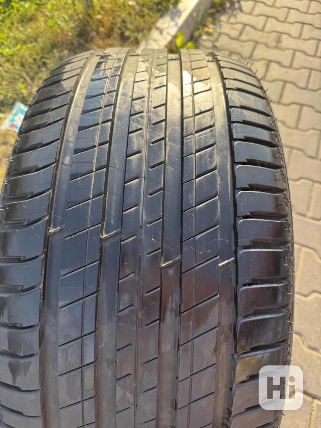 Michelin Latitude Sport 3 275/40 R20 106Y - foto 1