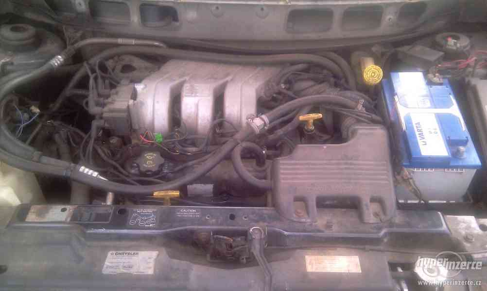 CHRYSLER, DODGE, PLYMOUTH GRAND CARAVAN - foto 4
