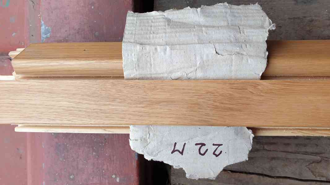 Prodám zbytky dřevěných podlahových lišt. Jedna lišta 2,5m. - foto 5