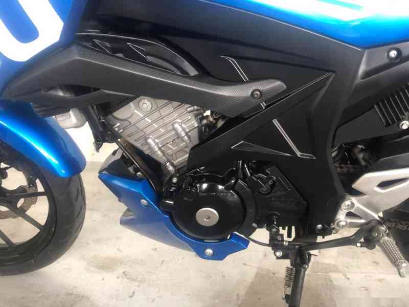 Suzuki GSX 125 ABS - foto 9