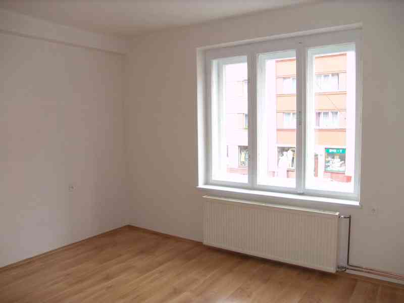 Pronájem bytu 2+1, 47 m2, 1. patro, Ostrava – Mariánské Hory - foto 4