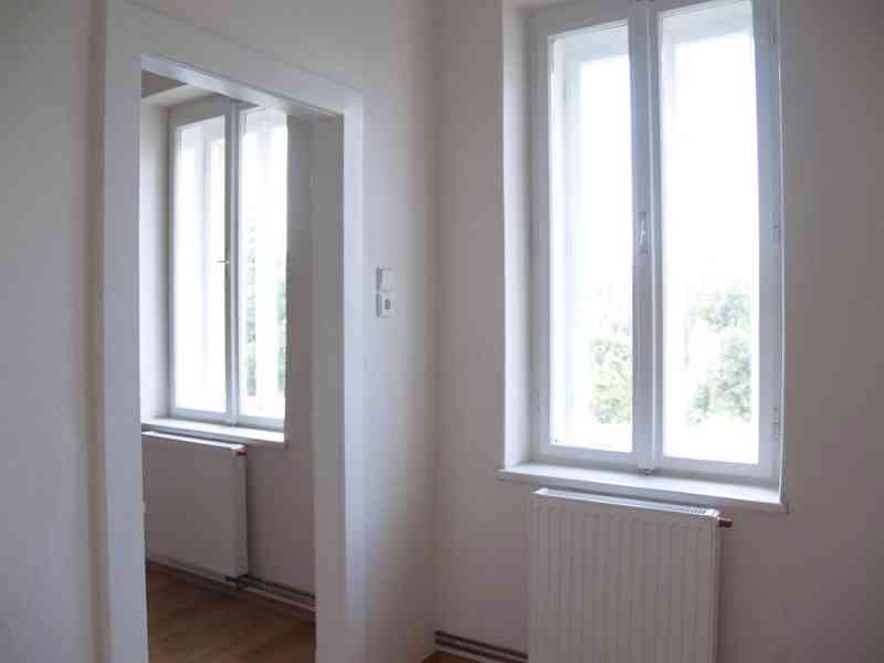 Pronájem bytu 2+1, 47 m2, 1. patro, Ostrava – Mariánské Hory - foto 2