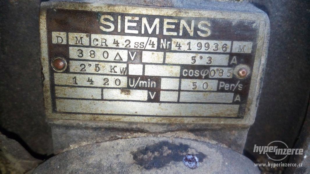 Cirkulárka s kolébkou - foto 5