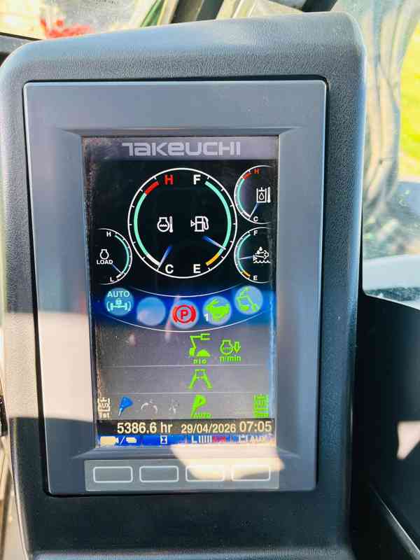 Kolové rypadlo Takeuchi TB295W (Možnost leasingu) - foto 15