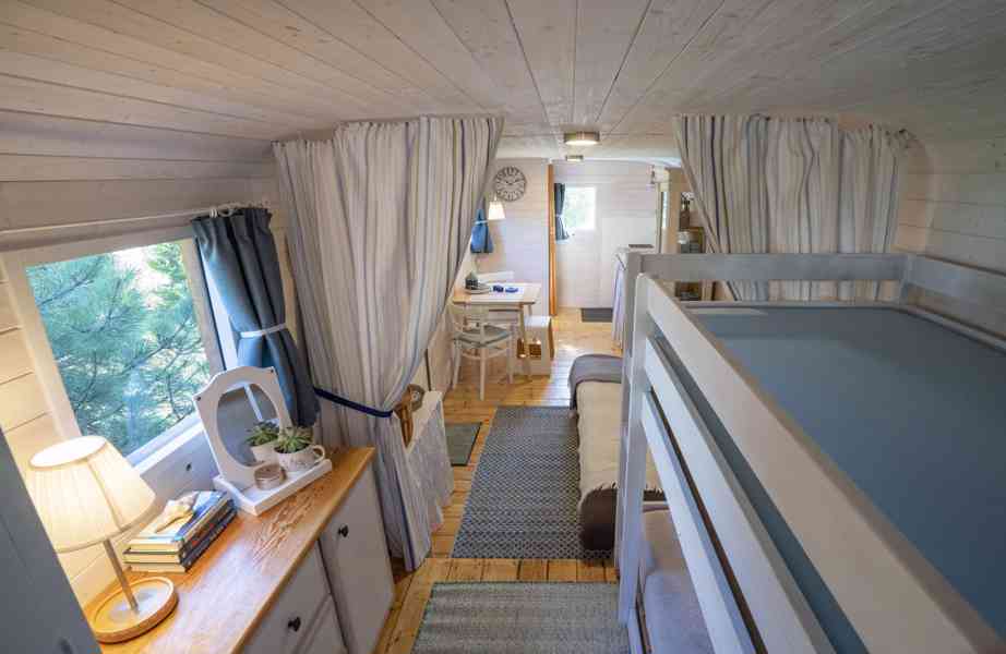 STYLOVÁ MARINGOTKA PO KOMPLETNÍ REKONSTRUKCI - PLNĚ VYBAVENÁ - foto 4