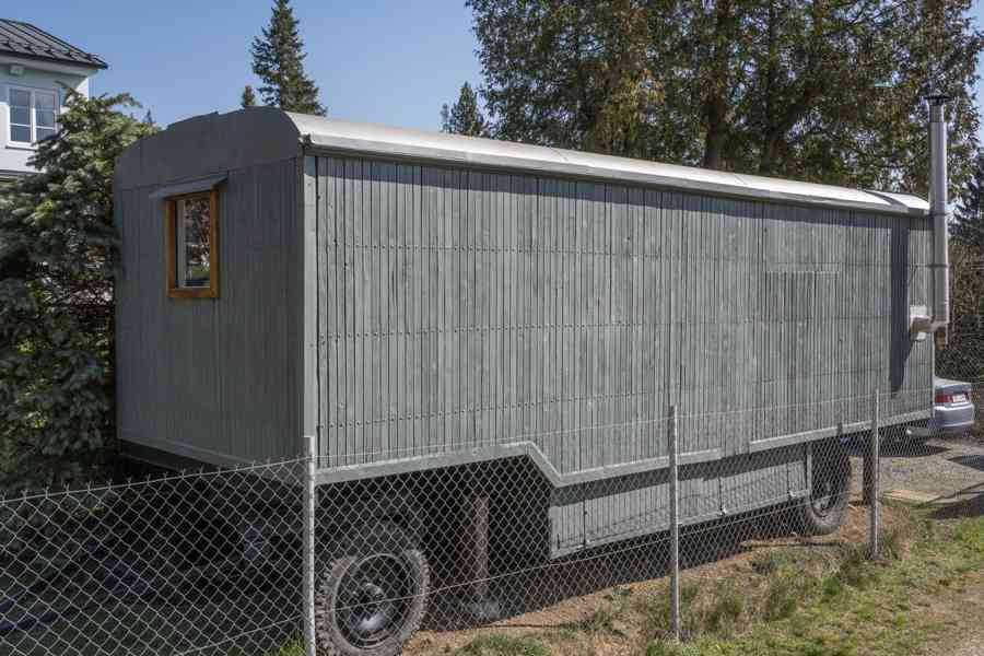 STYLOVÁ MARINGOTKA PO KOMPLETNÍ REKONSTRUKCI - PLNĚ VYBAVENÁ - foto 2