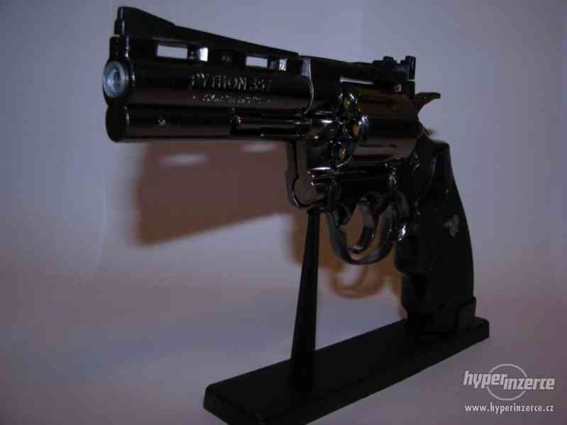 Pistole PYTHON 357 jako zapalovač (revolver) Zapalovač - foto 5