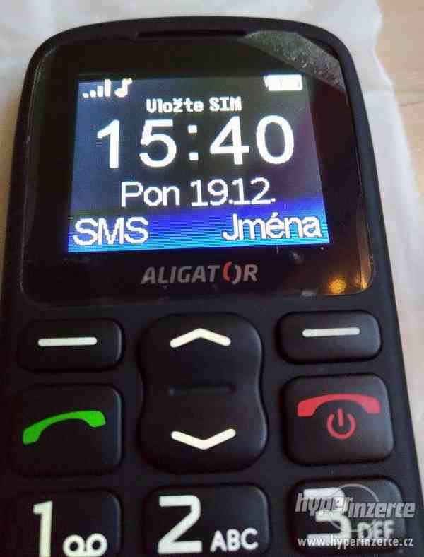 Tlačítkový mobil pro seniory Aligator A610 - foto 2