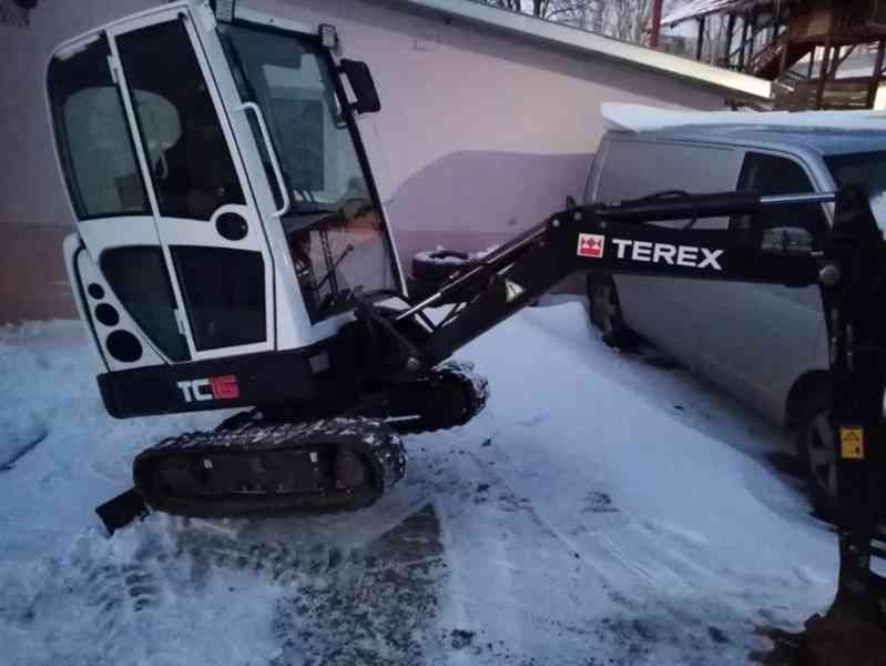 Minirypadlo Terex TB16 o hmotnosti 1,7 tuny - foto 3