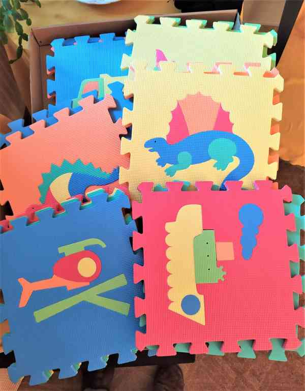 Nabízím dětské pěnové puzzle s písmenky číslicemi na koberec - foto 4