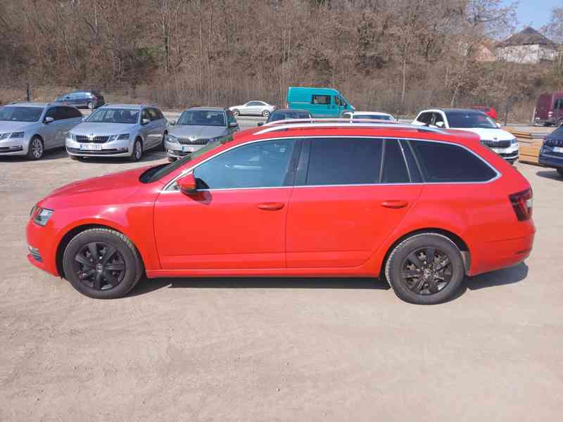ŠKODA Octavia Combi Style 1,6 TDI 85 kW - foto 2