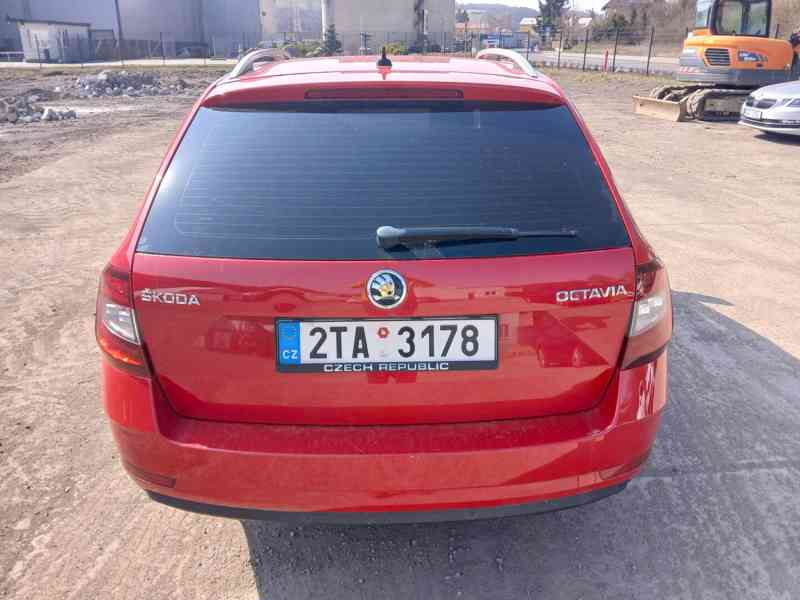 ŠKODA Octavia Combi Style 1,6 TDI 85 kW - foto 4