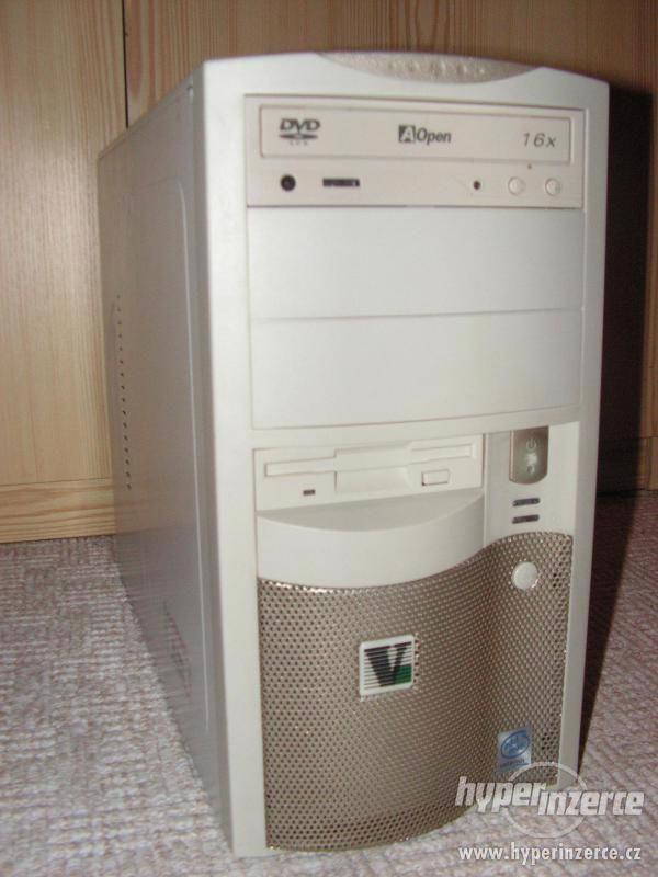 Pc, intel pentium 4, hry, internet (klávesnice,repráčky,nap) - foto 1
