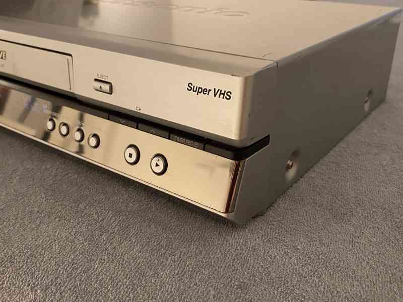 S-VHS video Panasonic, HIFI stero, 6 hlav, ovladač - foto 5