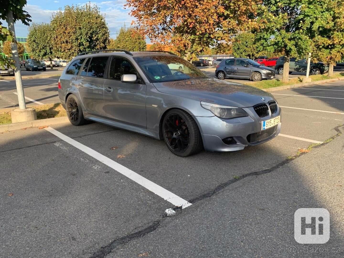 BMW Řada 5 3,0   535d Touring 200kW – automat - foto 1