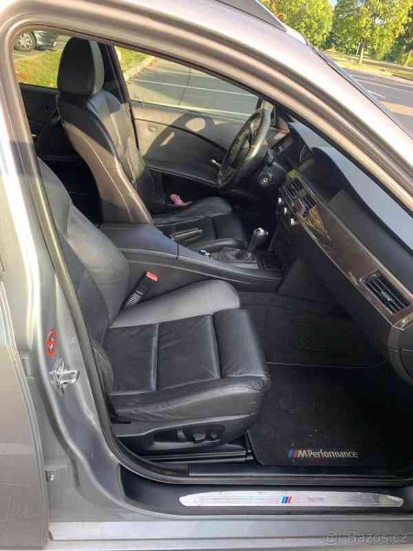 BMW Řada 5 3,0   535d Touring 200kW – automat - foto 7