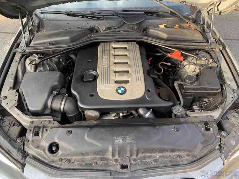 BMW Řada 5 3,0   535d Touring 200kW – automat - foto 11